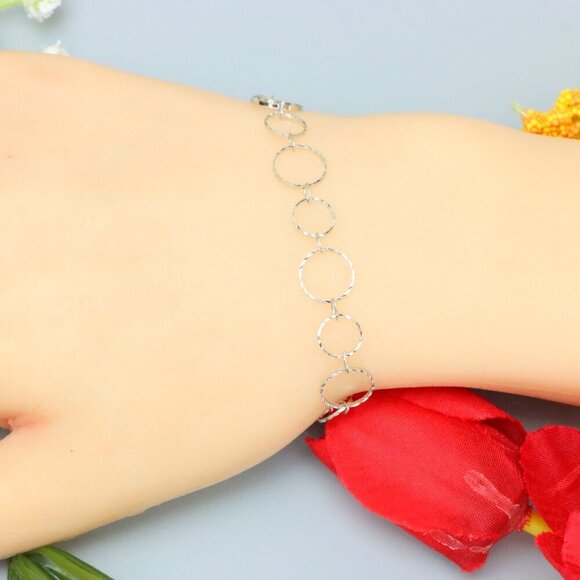 "Elegant & Trendy Bracelet, A Perfect Gift for Women, Thoughtful, EVCH1614 - Picture 5 of 10